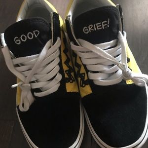 Vans Size 7.5 Low Top Peanuts Limited Edition